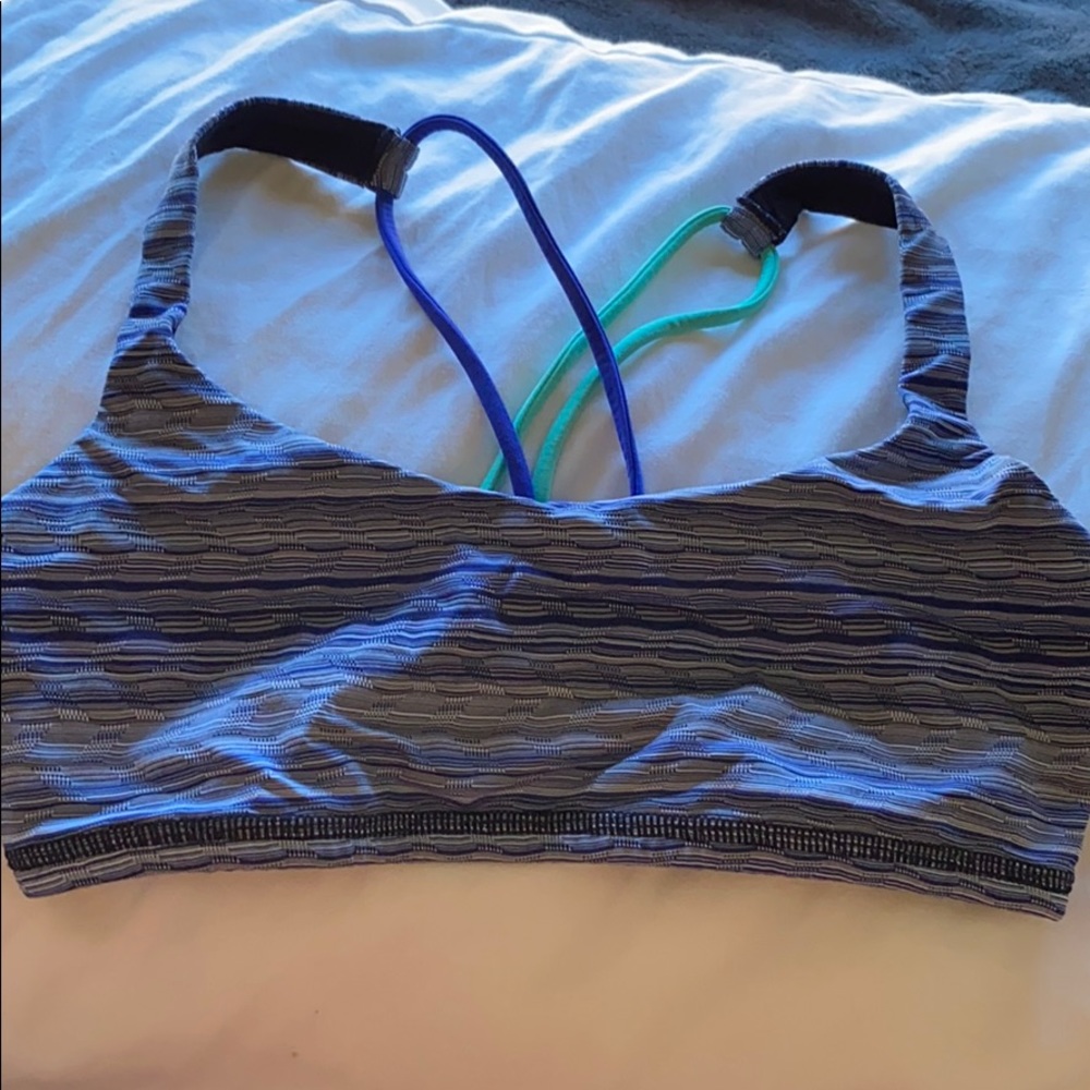 NWOT blue/green sports bra